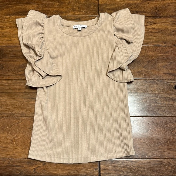MIOU MUSE Ribbed Ruffle Sleeve Top - Picture 4 of 9